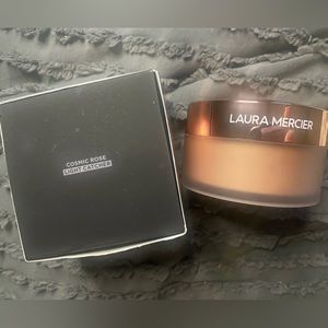 Laura mercier setting powder light catcher in cosmic rose 🌹 FULL SIZE BRAND NEW